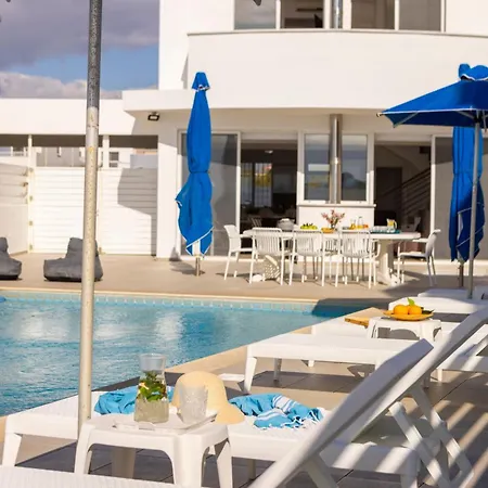 Faros Seaside Villa Larnaca Perivolia Exterior photo